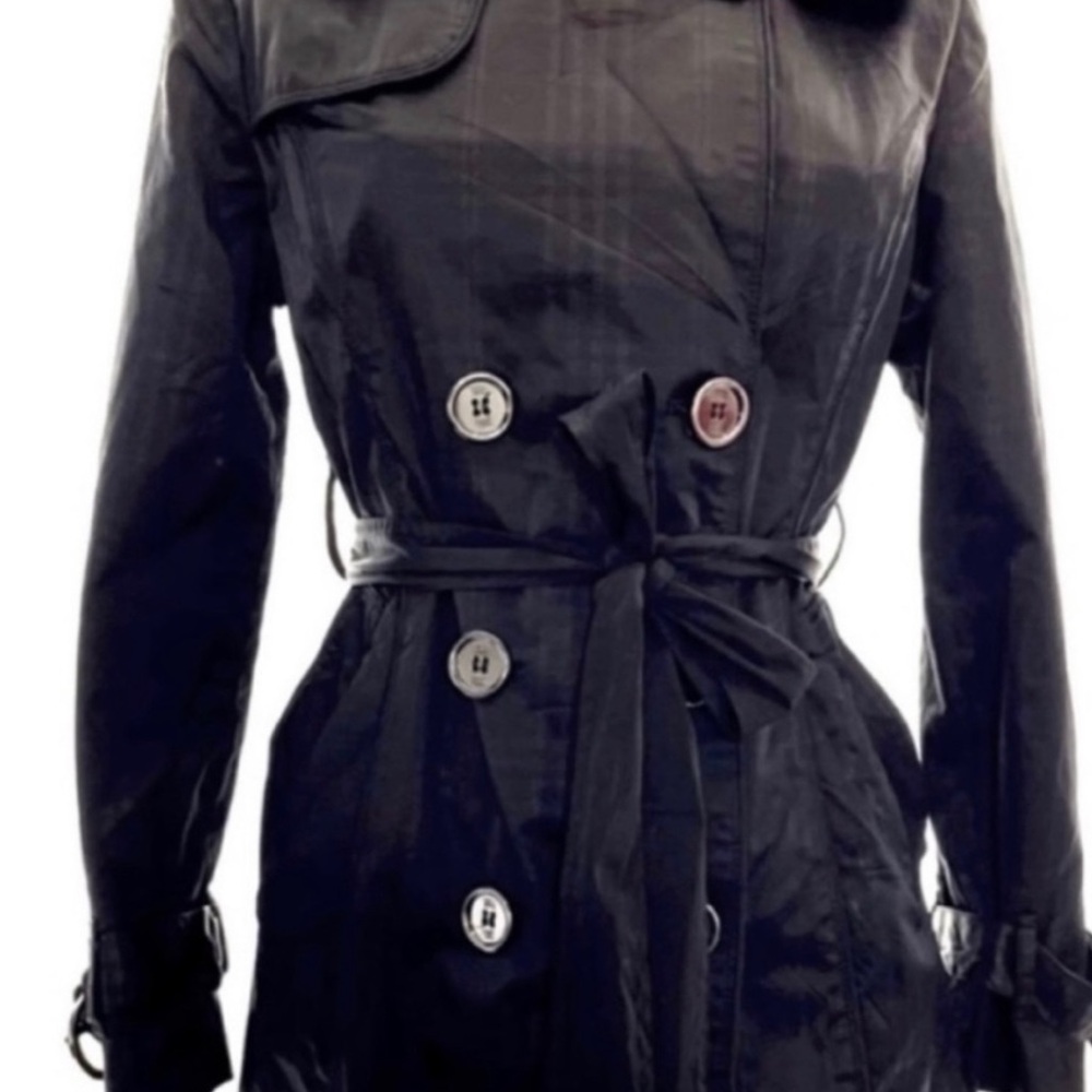 Burberry kensington gabardine black trench size 4.